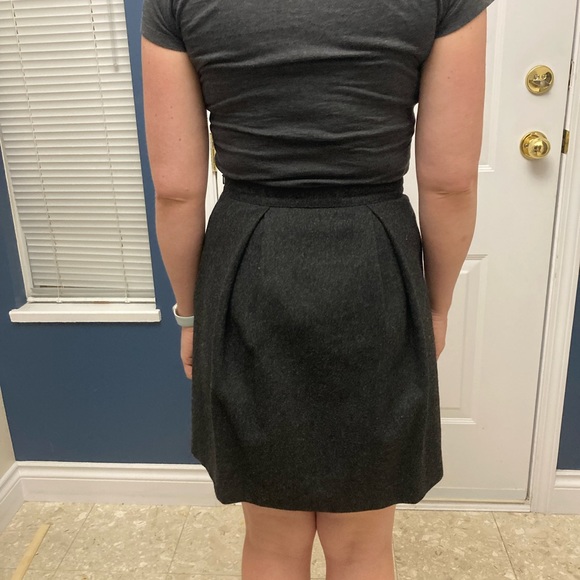 Uniqlo Black Wool Blend Pleated Skirt - Picture 4 of 12